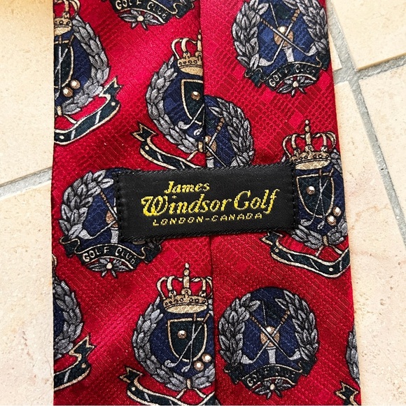 James Windsor 100% Silk Tie Mens Size 55" x 4" Golf Theme - Picture 6 of 8